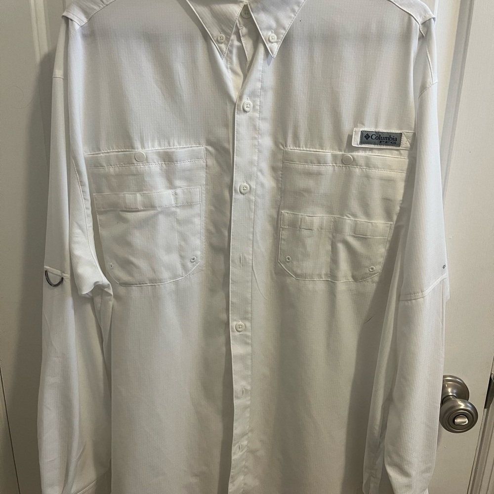 Columbia Men's Classic White PFG Button Down Shirt